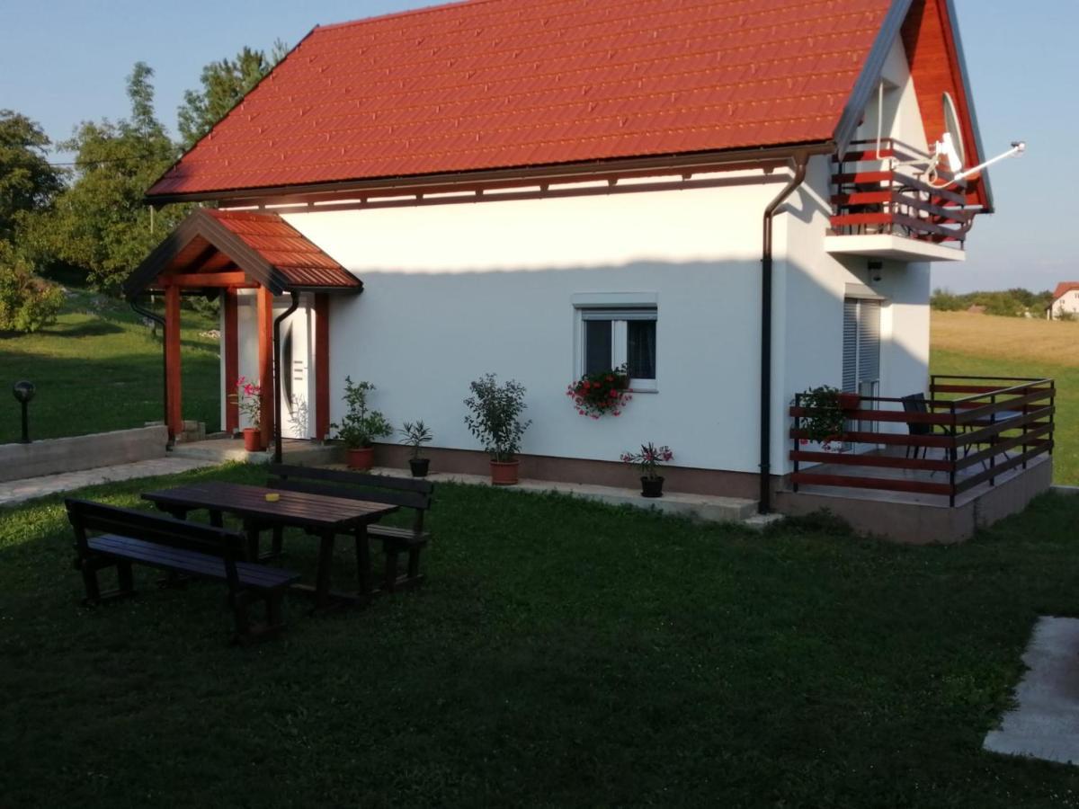 Apartments And Rooms Krizmanic Смолянаць Номер фото